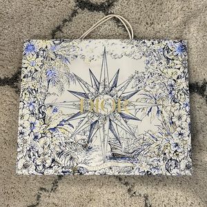 Large Christian Dior Holiday 2022 Shopping Bag